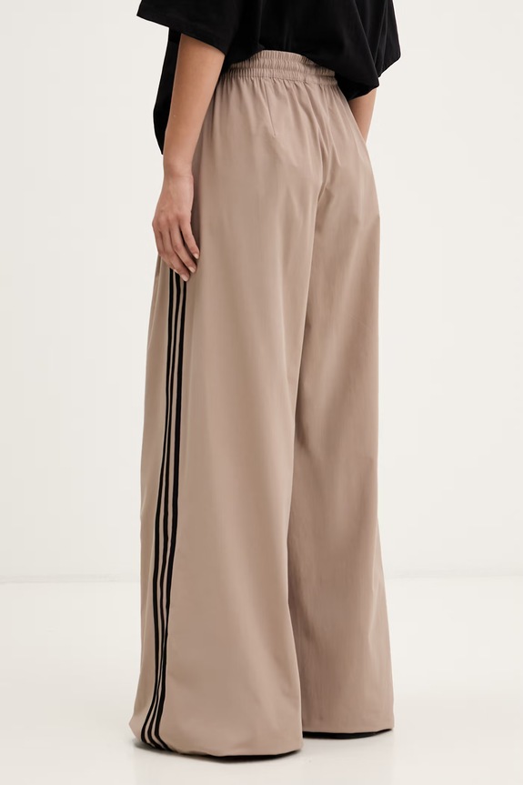 Ρούχα adidas Originals παντελόνι επίσημο γυναικείο KY5186 καφέ