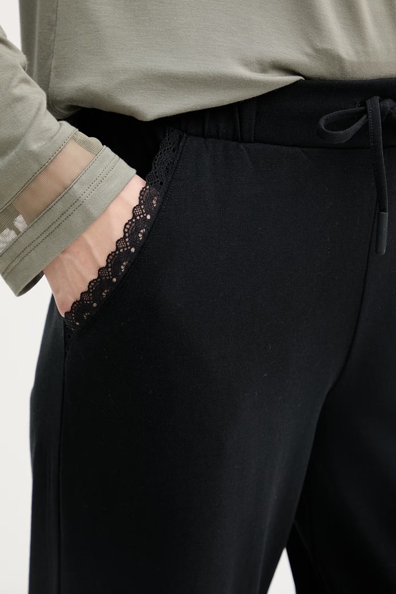 Chantelle pantaloni de trening de damă cu bumbac Romance negru C10YE0
