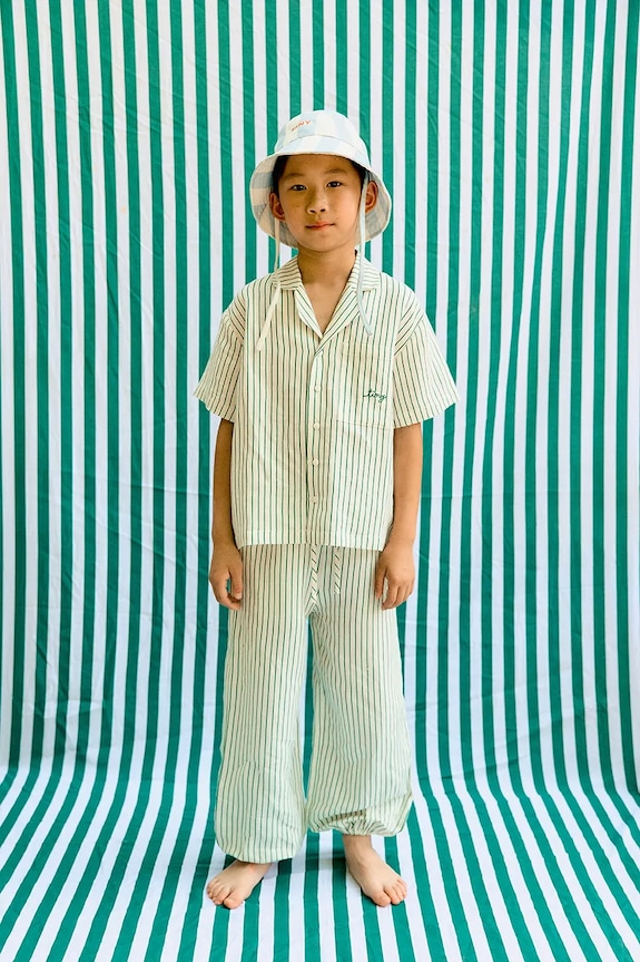 Detské nohavice s prímesou ľanu Tinycottons EMERALD STRIPES PANT látka biela SS26.244