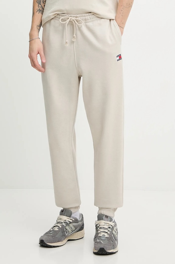 Παντελόνι φόρμας Tommy Jeans πλεκτό ύφασμα μπεζ DM0DM22358