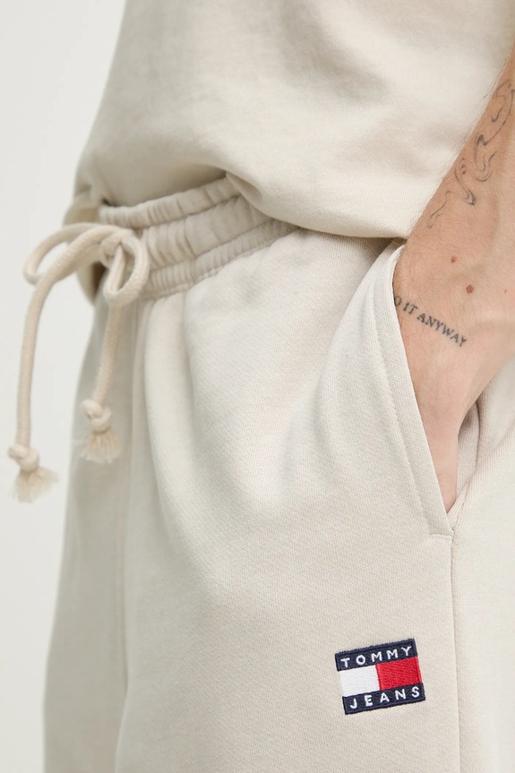 Παντελόνι φόρμας Tommy Jeans μπεζ DM0DM22358