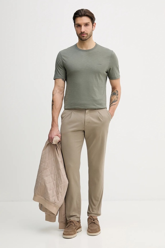 Hlače BOSS Orange Chino-Pleated-1 50559299 zelena SS26
