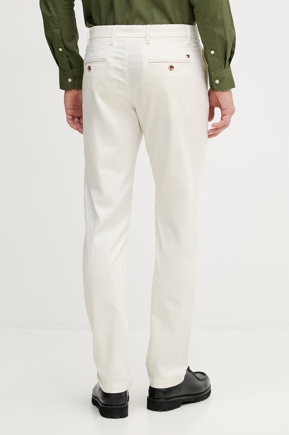 Oblečenie Tommy Hilfiger nohavice chinos pánske bavlnené s elastanom MW0MW41923 béžová