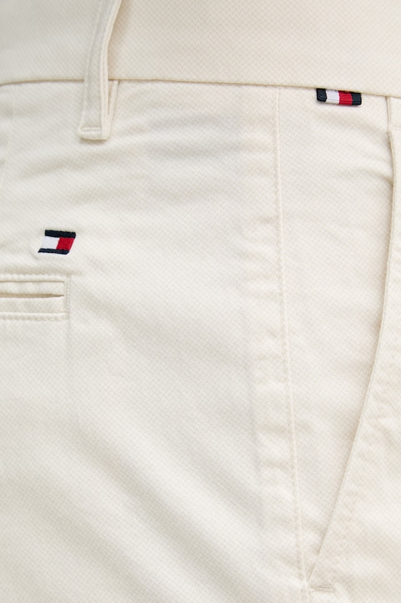 Tommy Hilfiger nohavice chinos pánske bavlnené s elastanom béžová MW0MW41923