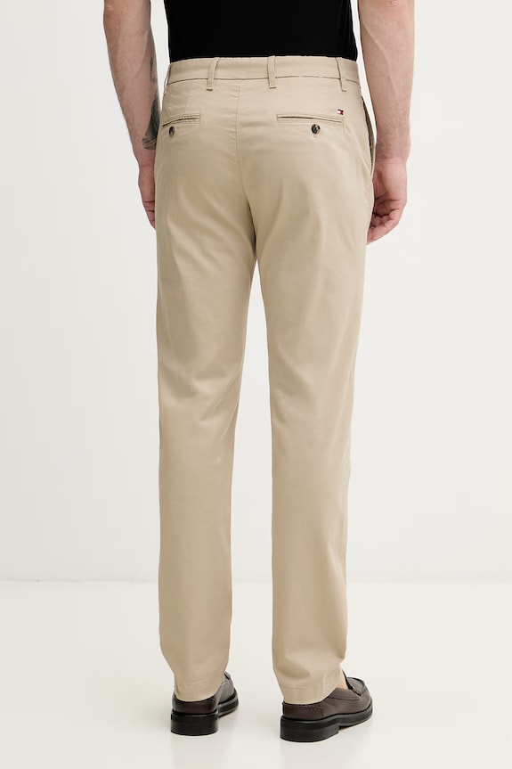 Oblečenie Tommy Hilfiger nohavice chinos pánske bavlnené s elastanom MW0MW41923 béžová