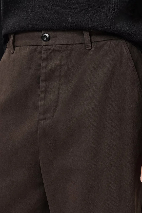 Odjeća Pamučne hlače AllSaints M026TD smeđa