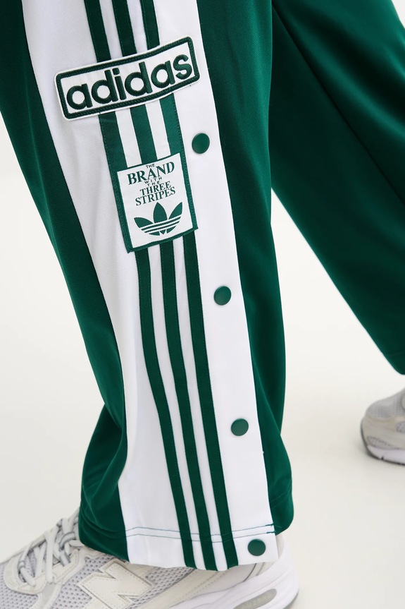 Spodnji del trenirke adidas Originals Adibreak zelena KD1514