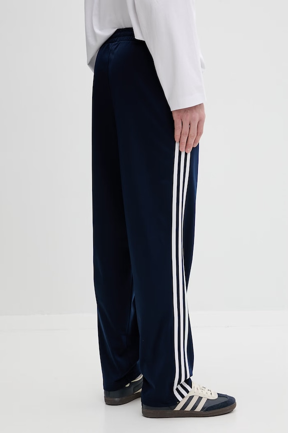 Îmbrăcăminte adidas Originals pantaloni de trening bărbați Firebird KD8316 bleumarin