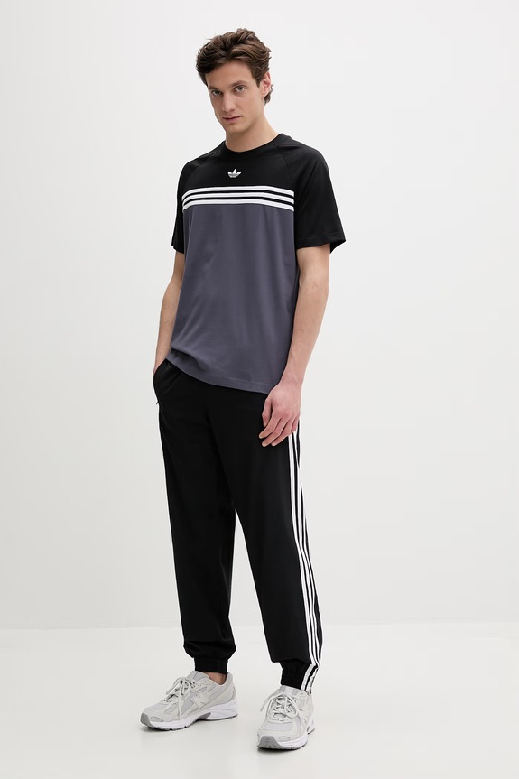 Tepláky adidas Originals Firebird KE1371 černá SS26