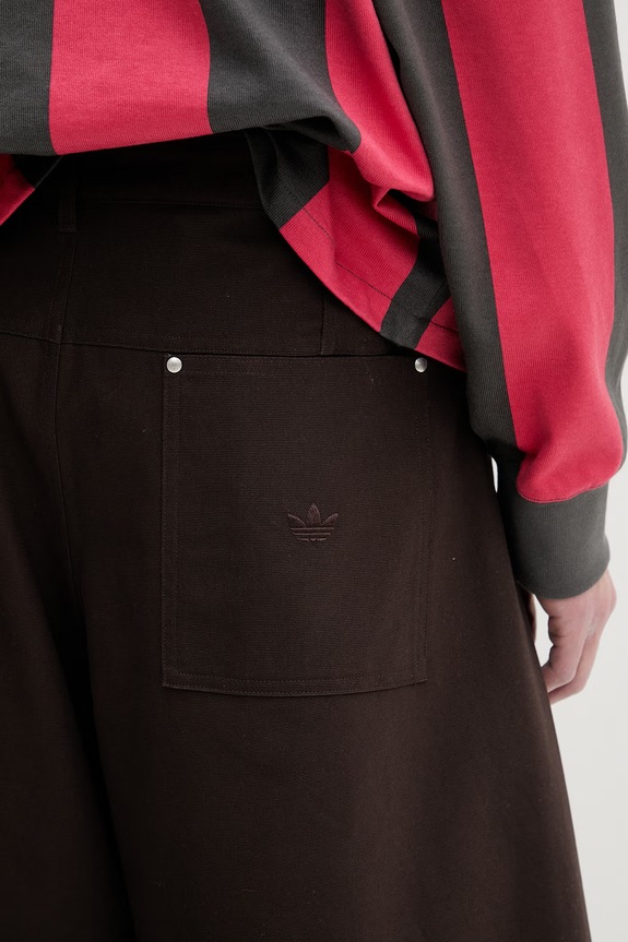 Παντελόνι adidas Originals KG6442 καφέ