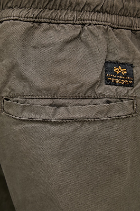 Alpha Industries alsó férfi pamut Division Pant 266203 zöld