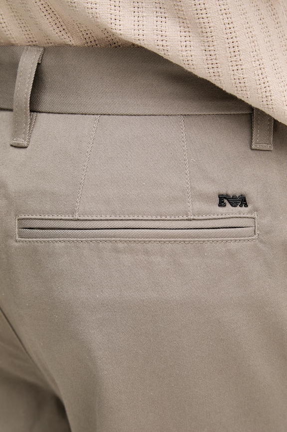 Emporio Armani nohavice regular pánske bavlnené s elastanom béžová EM003660.AF23585