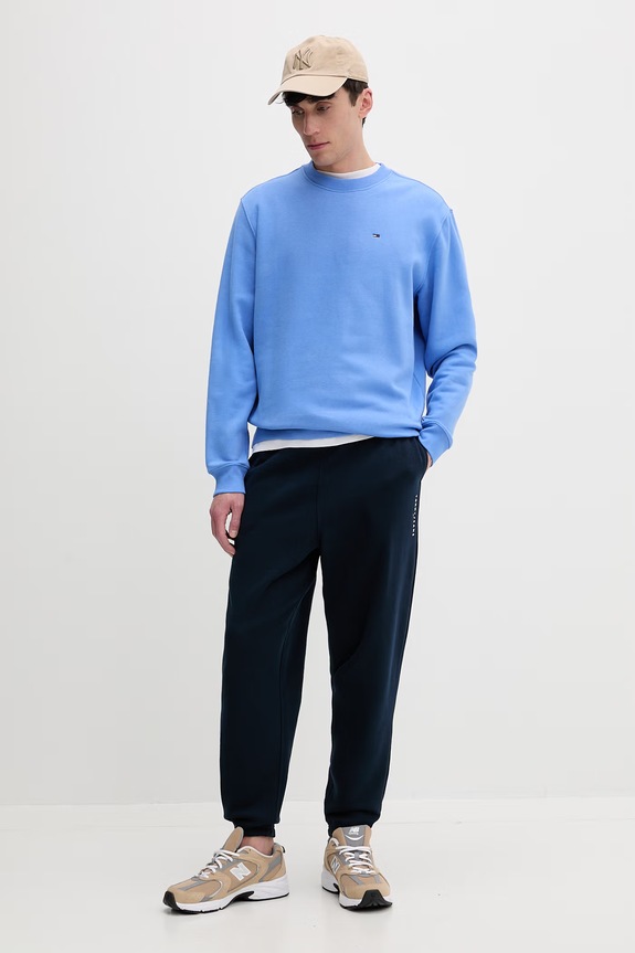 Tommy Jeans pantaloni de trening bărbați cu bumbac DM0DM23014 bleumarin SS26