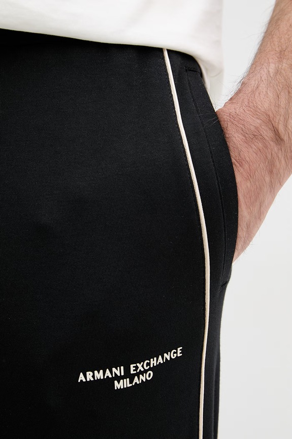Armani Exchange donji dio trenirke za muškarce od pamuka crna XM002374.AF10365