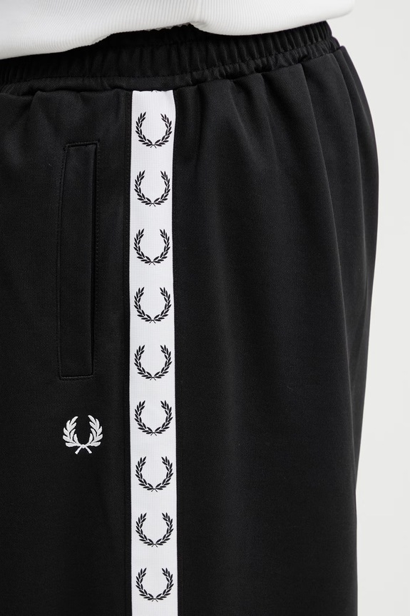 Tepláky Fred Perry čierna T7171