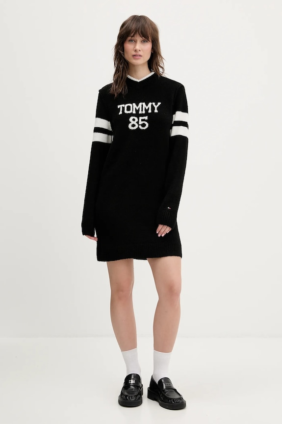 Šaty s prímesou vlny Tommy Jeans DW0DW21906 čierna SS26