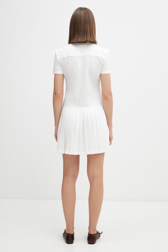 Odzież Lacoste sukienka gładka z bawełną EF1822 beżowy