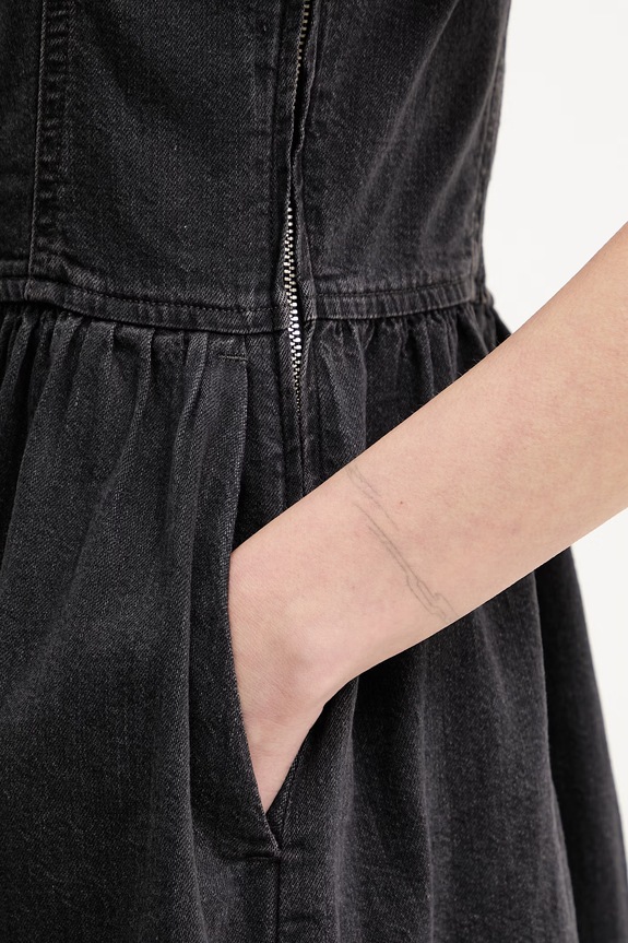 Levi's šaty rifľové JOLENE DENIM 005IG.0000 čierna