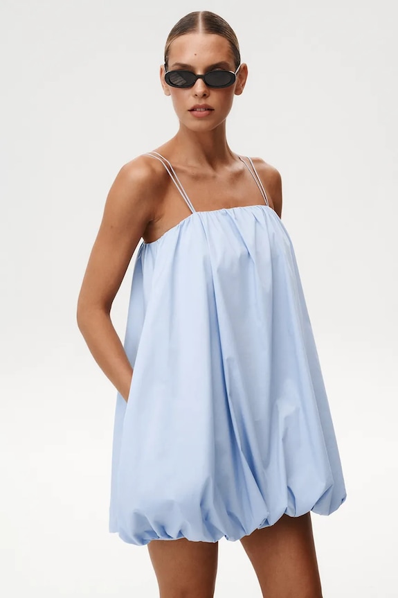Undress Code sukienka Cloud Dress z elastanem niebieski 1181