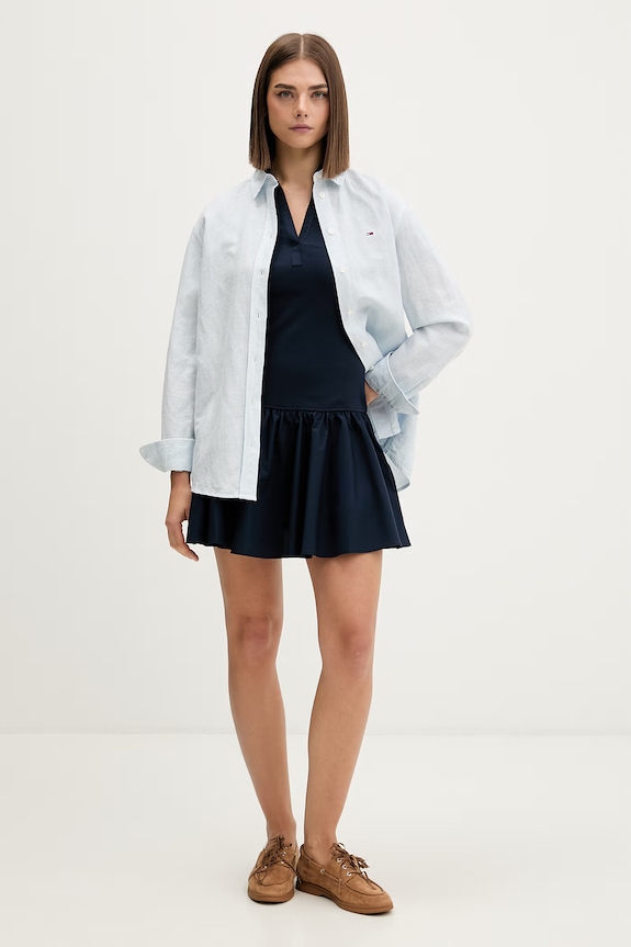 Tommy Jeans sukienka z bawełną DW0DW22331 granatowy SS26