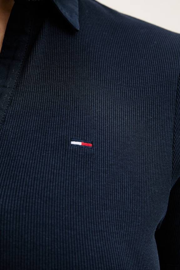 Tommy Jeans sukienka z bawełną granatowy DW0DW22331
