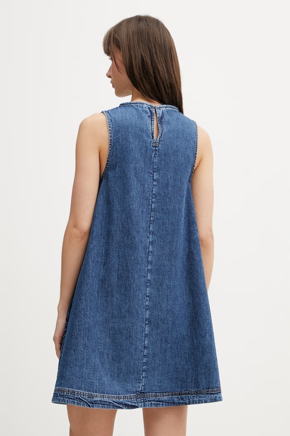Odzież Tommy Jeans sukienka letnia jeansowa DW0DW22341 niebieski
