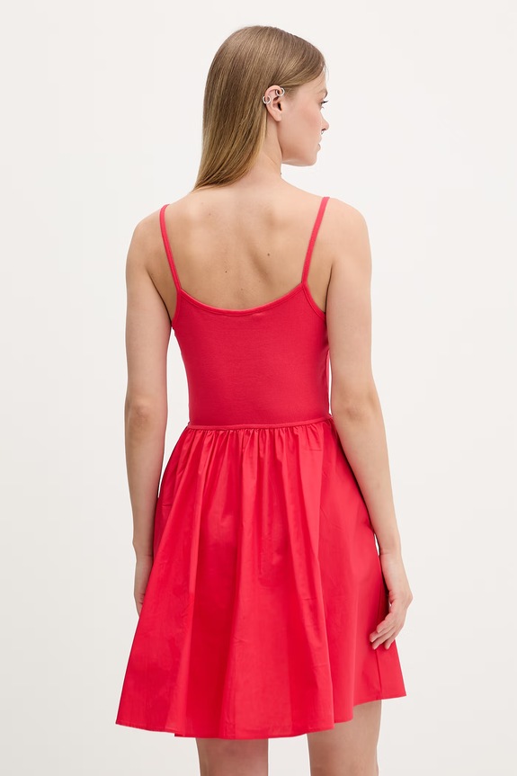 Odjeća Tommy Jeans haljina A-kroja s pamukom DW0DW22352 crvena