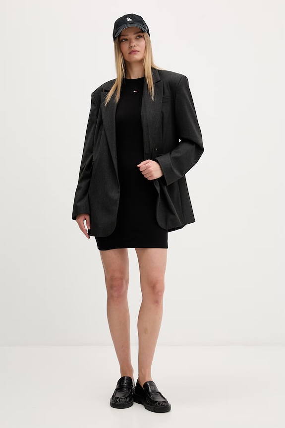 Tommy Jeans priliehavé šaty bavlnené s elastanom DW0DW22613 čierna SS26