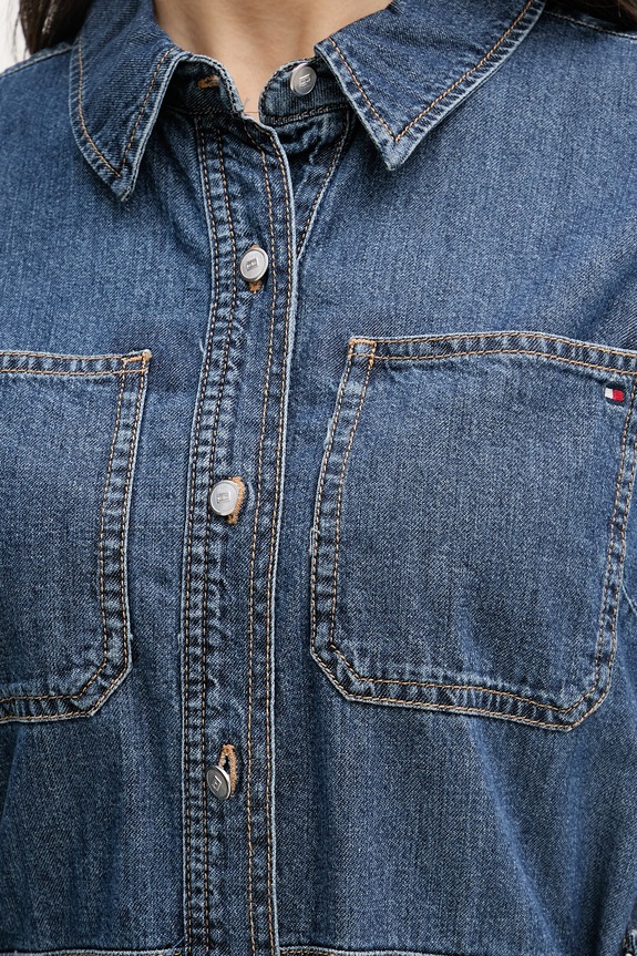 Tommy Hilfiger šaty s rozšíreným strihom rifľové WW0WW50622 tmavomodrá