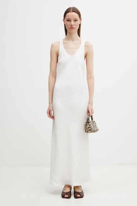 Maison Kitsuné рокля с изчистена шарка от лиосел QW01605WF4067 бежов