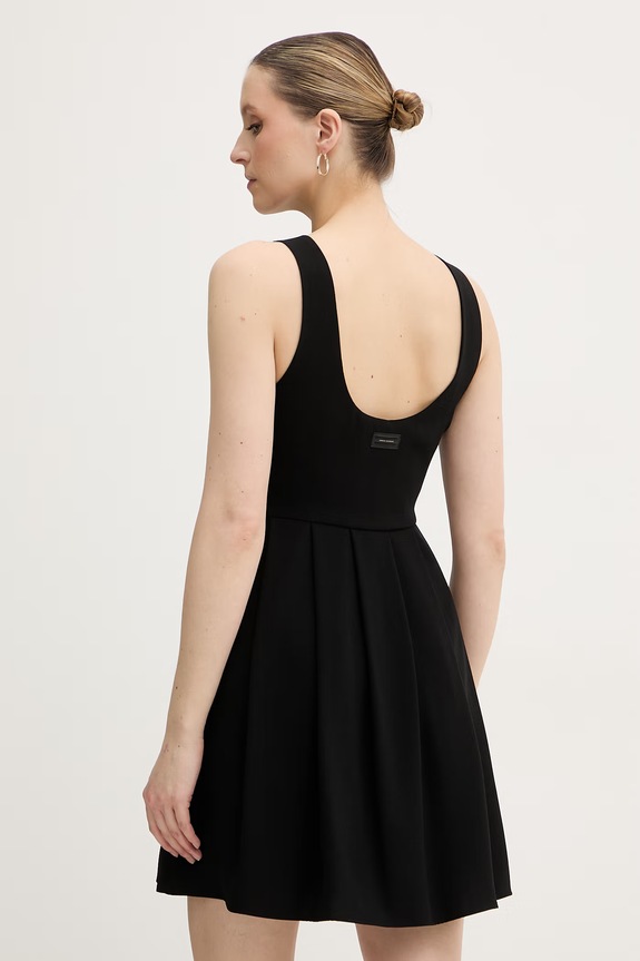 Ruházat Armani Exchange Kis fekete XW002282.AF21555 fekete