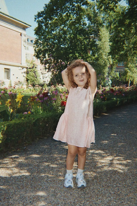 Konges Sløjd šaty VOLA DRESS KS105613.PPY2