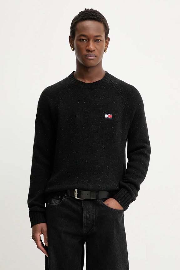 Pulover z dodatkom volne Tommy Jeans Debela črna DM0DM22353