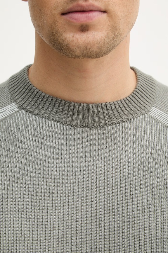 BOSS Orange sweter z dodatkiem wełny Akajer 50555872 szary