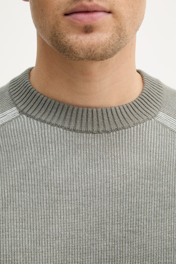 BOSS Orange sweter z dodatkiem wełny Akajer 50555872 szary