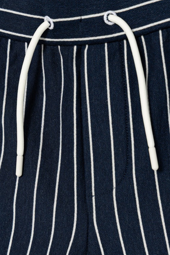 Dječaci Dječje pamučne kratke hlače Emporio Armani EB001057.AF21874 mornarsko plava