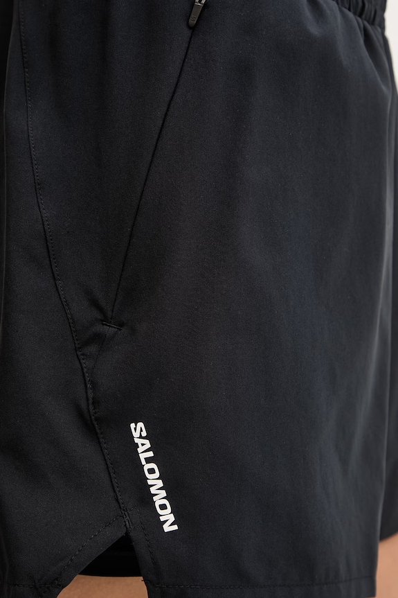 Salomon pantaloni scurți de antrenament SHKout LC2452300 negru