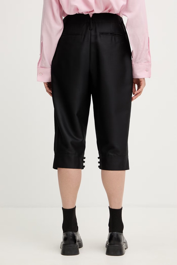 Oblečenie Kenzo elegantné šortky dámske vlnené FG52PA1209FA čierna