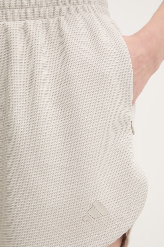 adidas Performance pantaloni scurți de antrenament bej KD0077