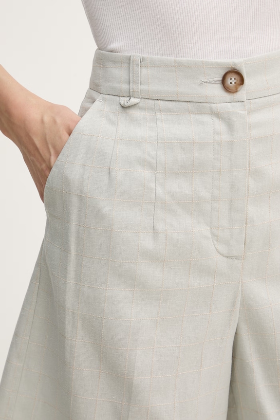 United Colors of Benetton pantaloni scurți eleganți pentru femei, cu amestec de in verde 4V6GD902M