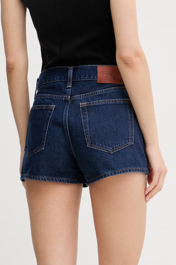 Abbigliamento Calvin Klein Jeans pantaloncini da donna in jeans LV047F768G blu navy