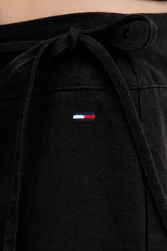 Tommy Jeans pantaloni alla zuava da donna con lino nero DW0DW22267