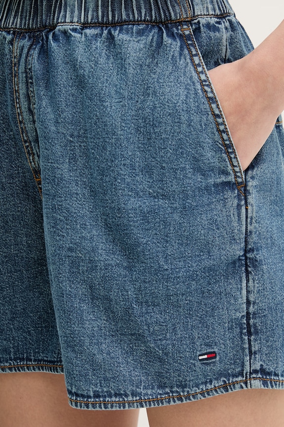 Tommy Jeans szorty damskie jeansowe niebieski DW0DW22270