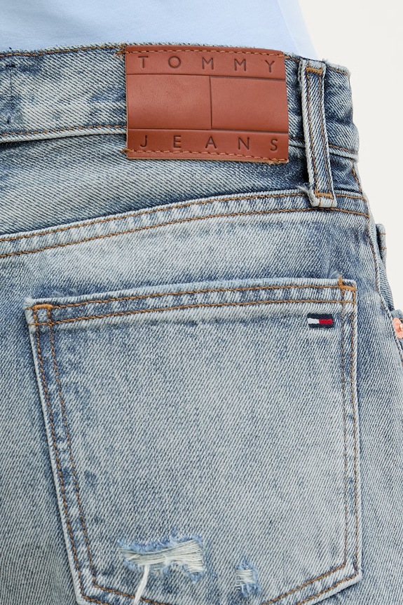Tommy Jeans szorty damskie jeansowe niebieski DW0DW22690