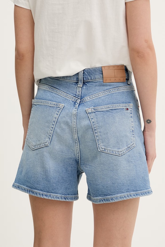 Oblečenie Tommy Jeans šortky dámske rifľové DW0DW22692 modrá