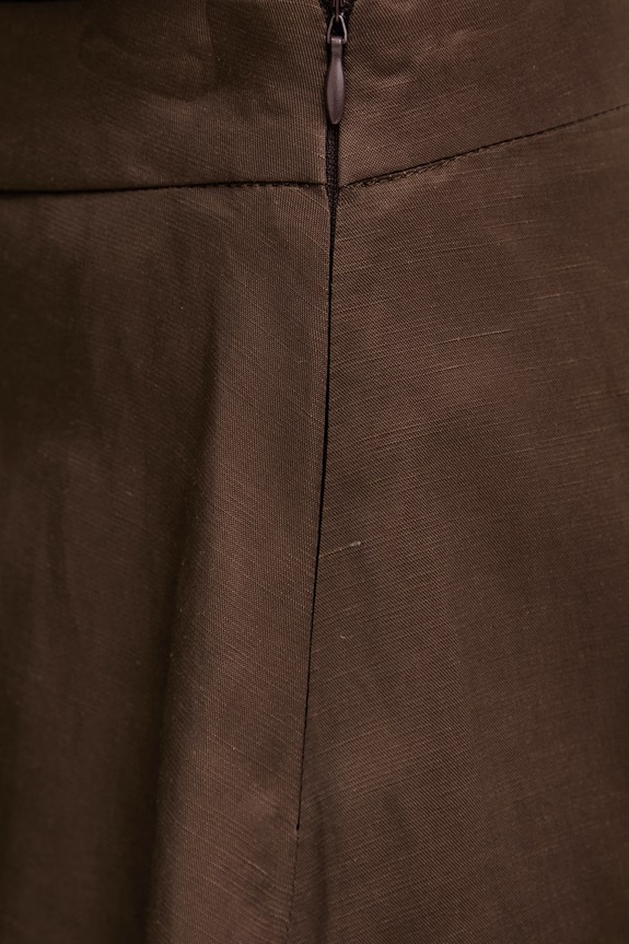 Haveone pantaloni scurți eleganți pentru femei, din vâscoză maro PCB.Q064