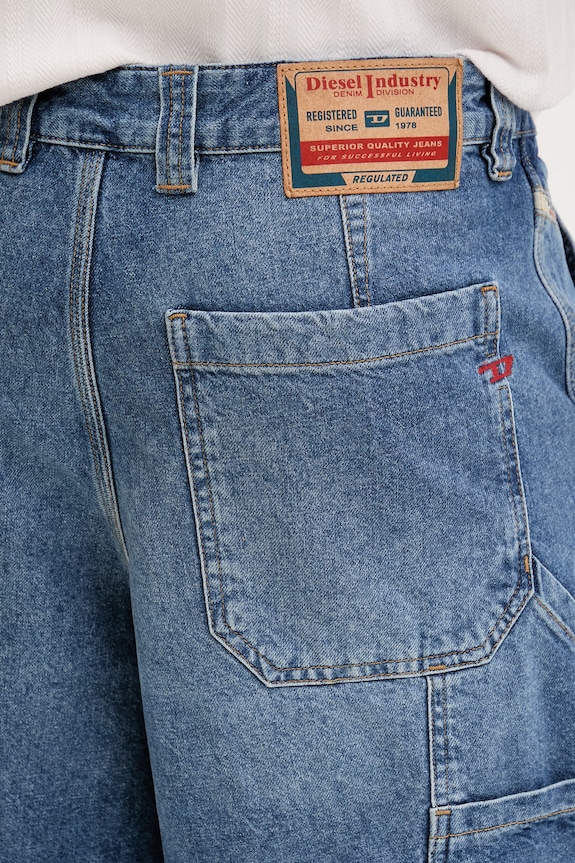 Diesel pantaloni scurți pentru bărbați, din denim D-LIVERY-W albastru A19270.0ADBW