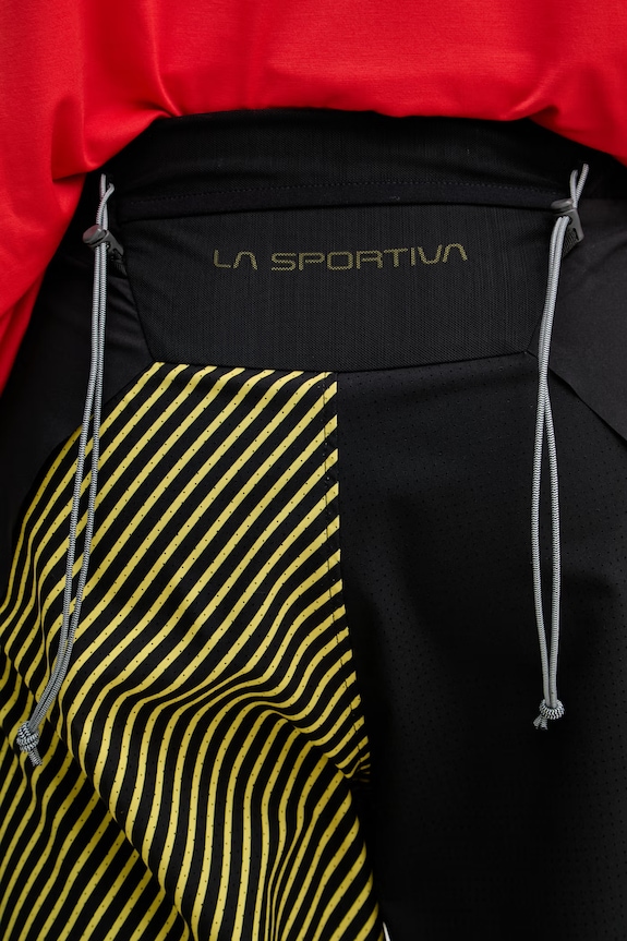 La Sportiva pantaloni scurți de trekking pentru bărbați Flow negru ZARS040