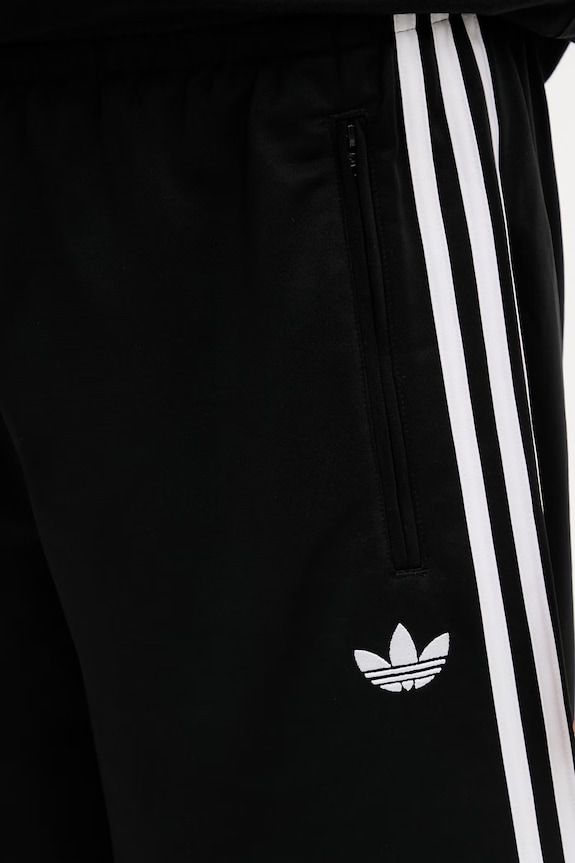 adidas Originals szorty Firebird czarny KE1379