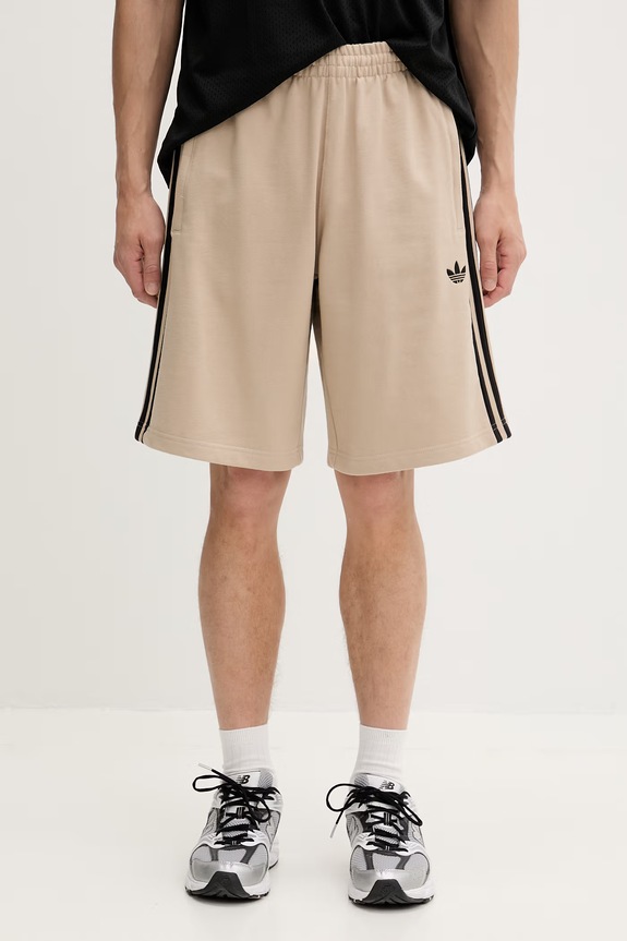 adidas Originals pantaloni scurți de trening pentru bărbați, din bumbac bej KE6681